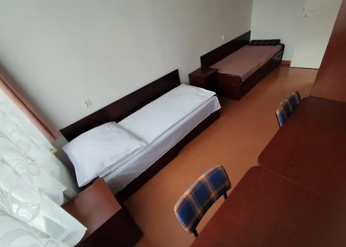 Dom Studenta Nr 2 * سيدلس